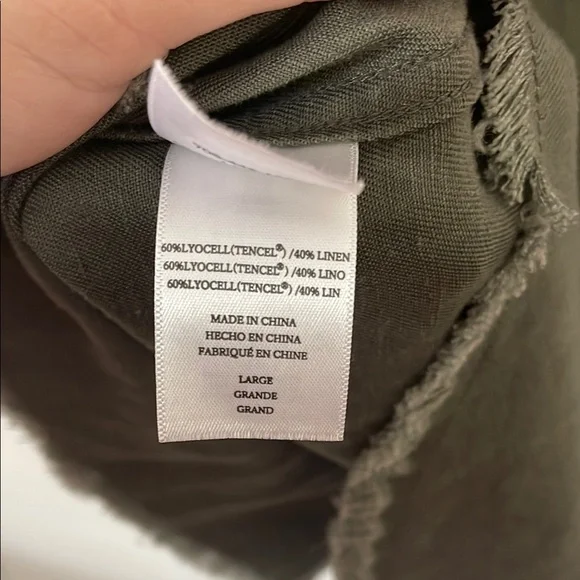 NWT RAILS Olive Loren Lightning Bolt Button-Up Shirt L - Picture 6 of 8